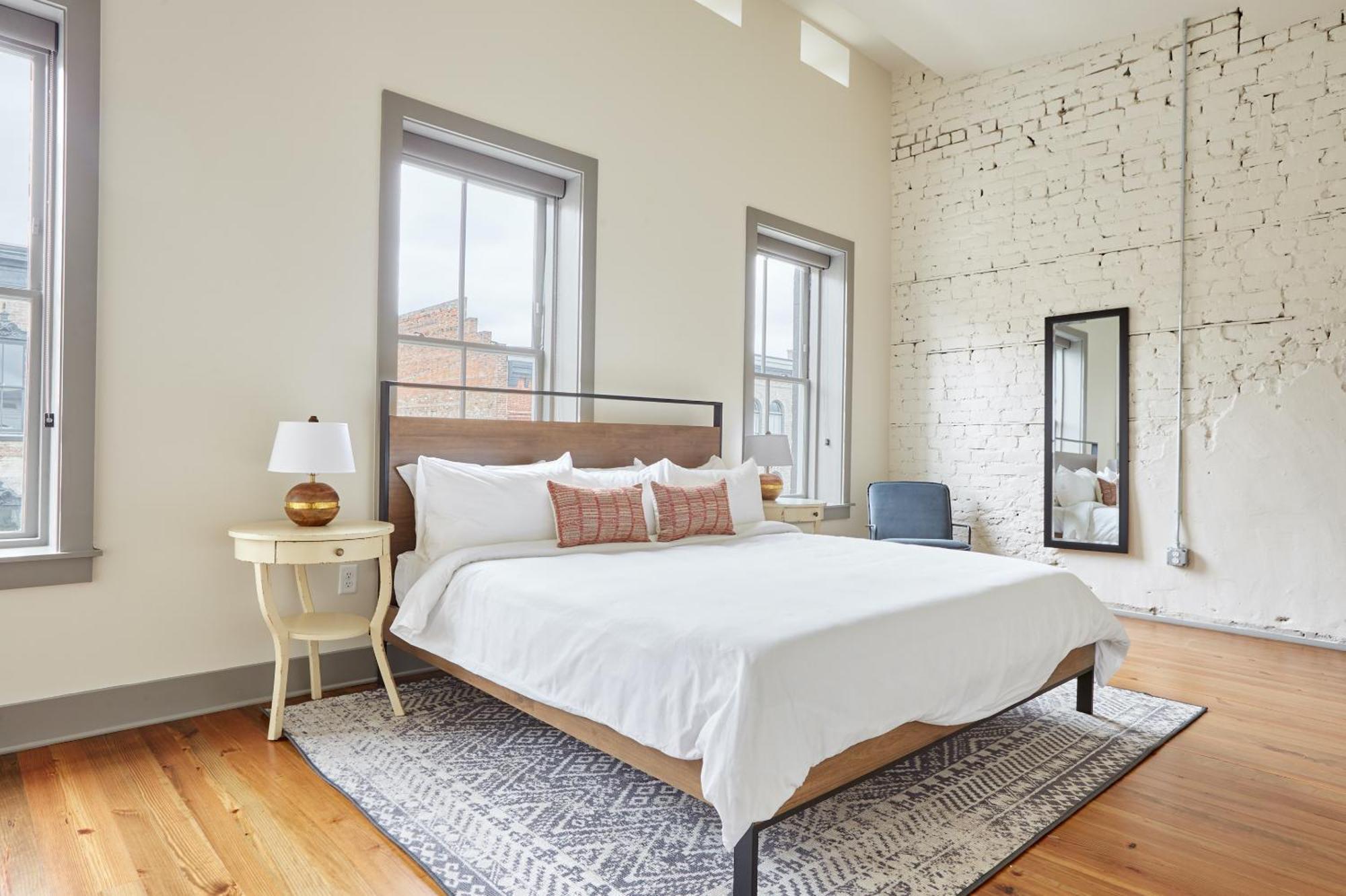 Sonder By Marriott Bonvoy The Broughton Apartments Historic District Savannah Chambre photo
