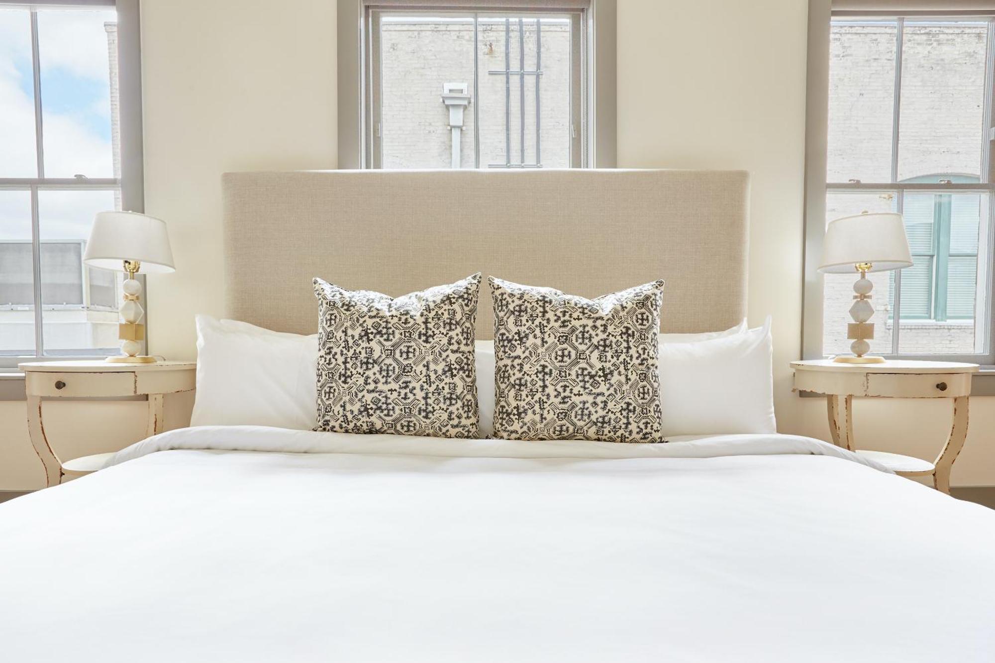 Sonder By Marriott Bonvoy The Broughton Apartments Historic District Savannah Chambre photo